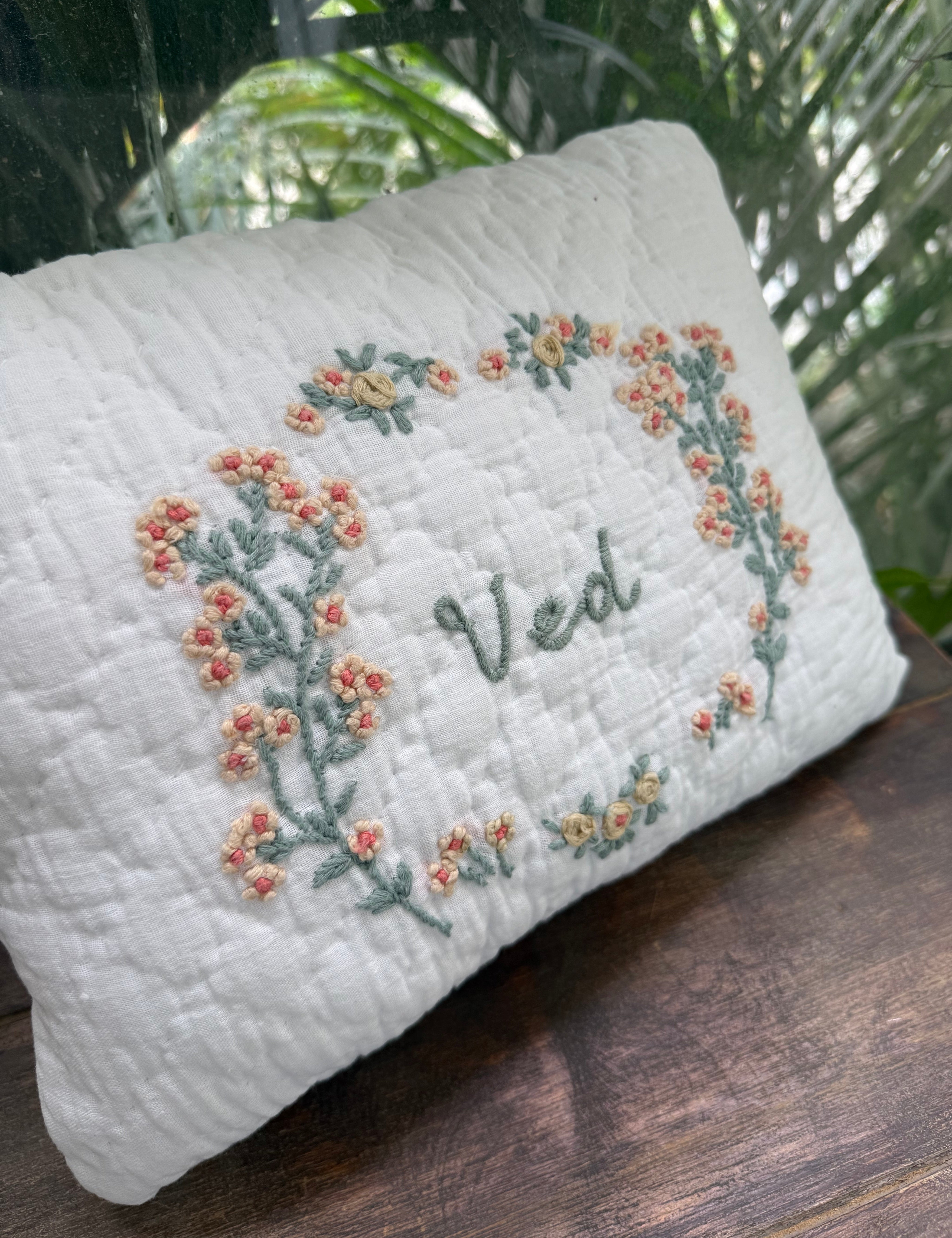 newborn essentials, baby essentials, newborn checklist, baby bedding, muslin swaddles, baby blankets, baby bibs, baby gifts, nursery essentials
