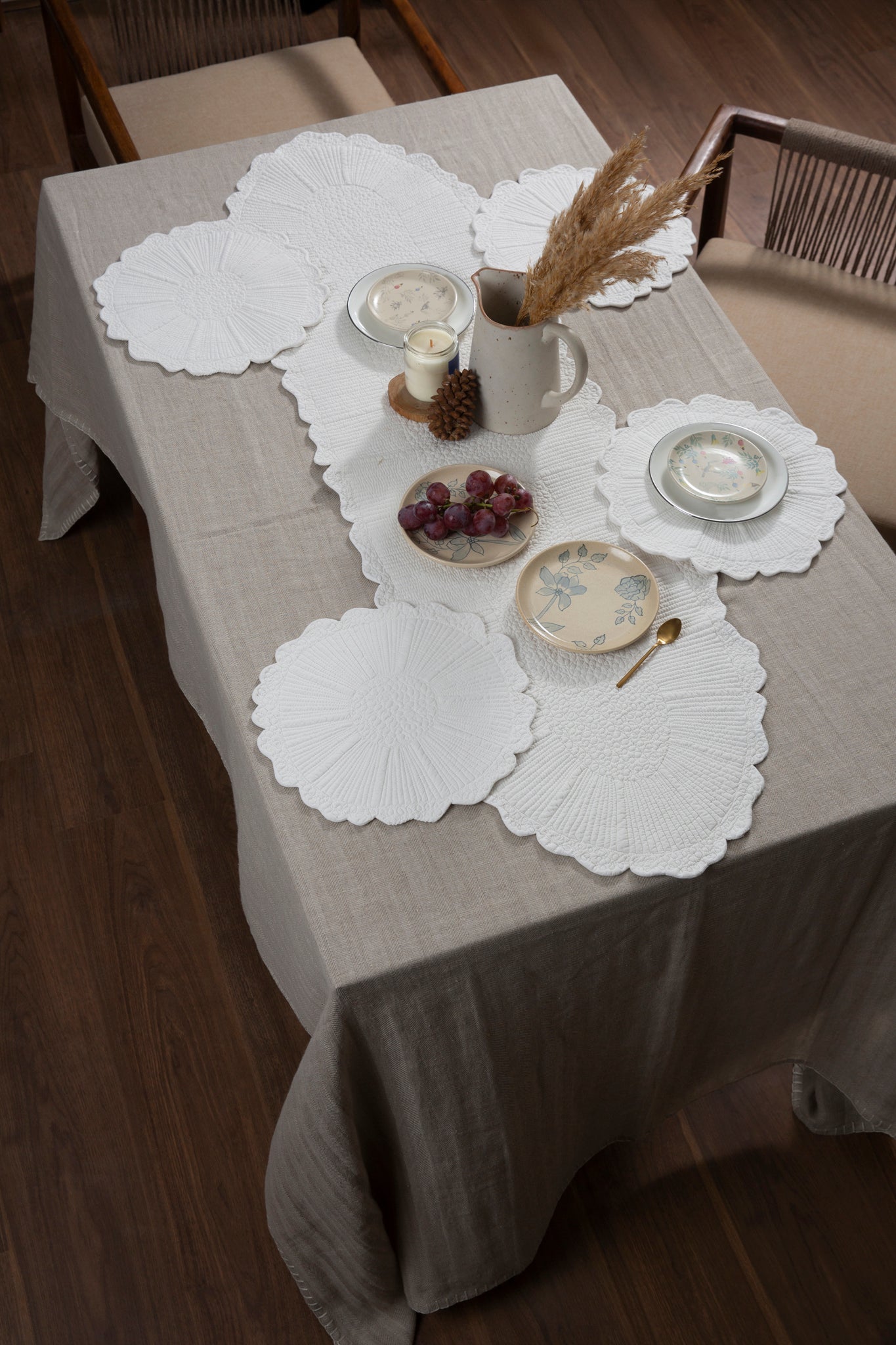 Bella Runner - Ivory