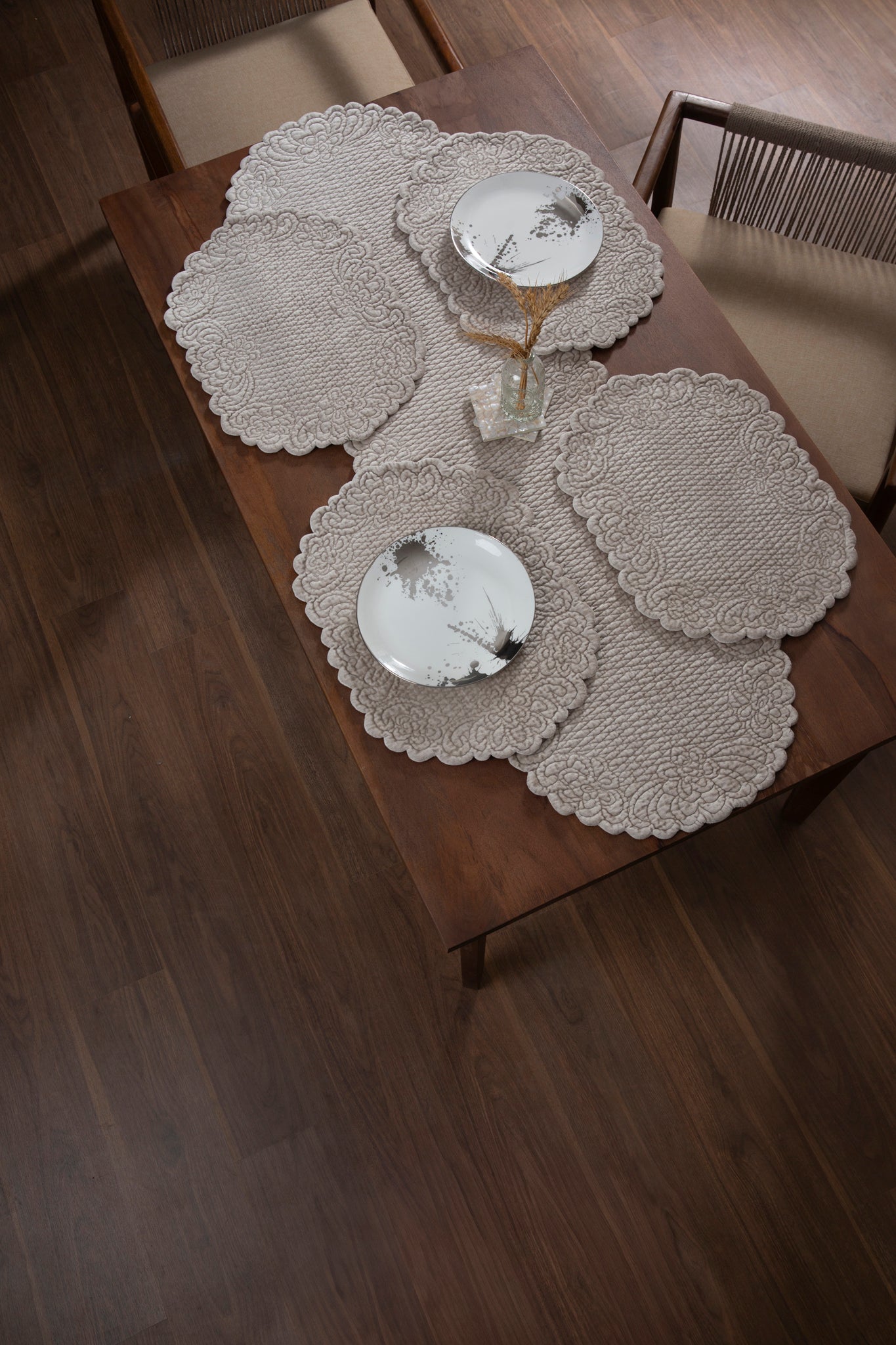 Velvet Glory In Champagne - Runner