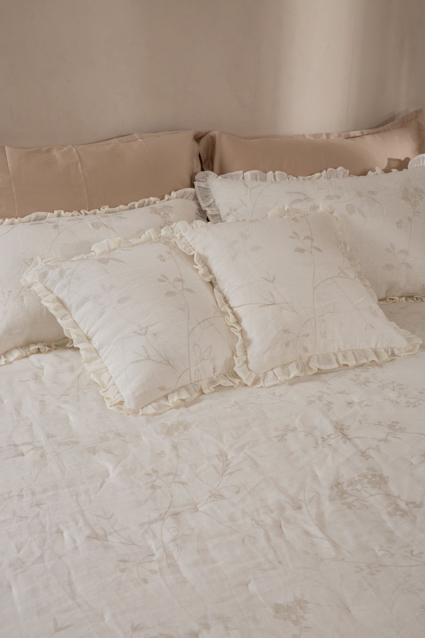 Twilight Ruffle In Ivory Linen