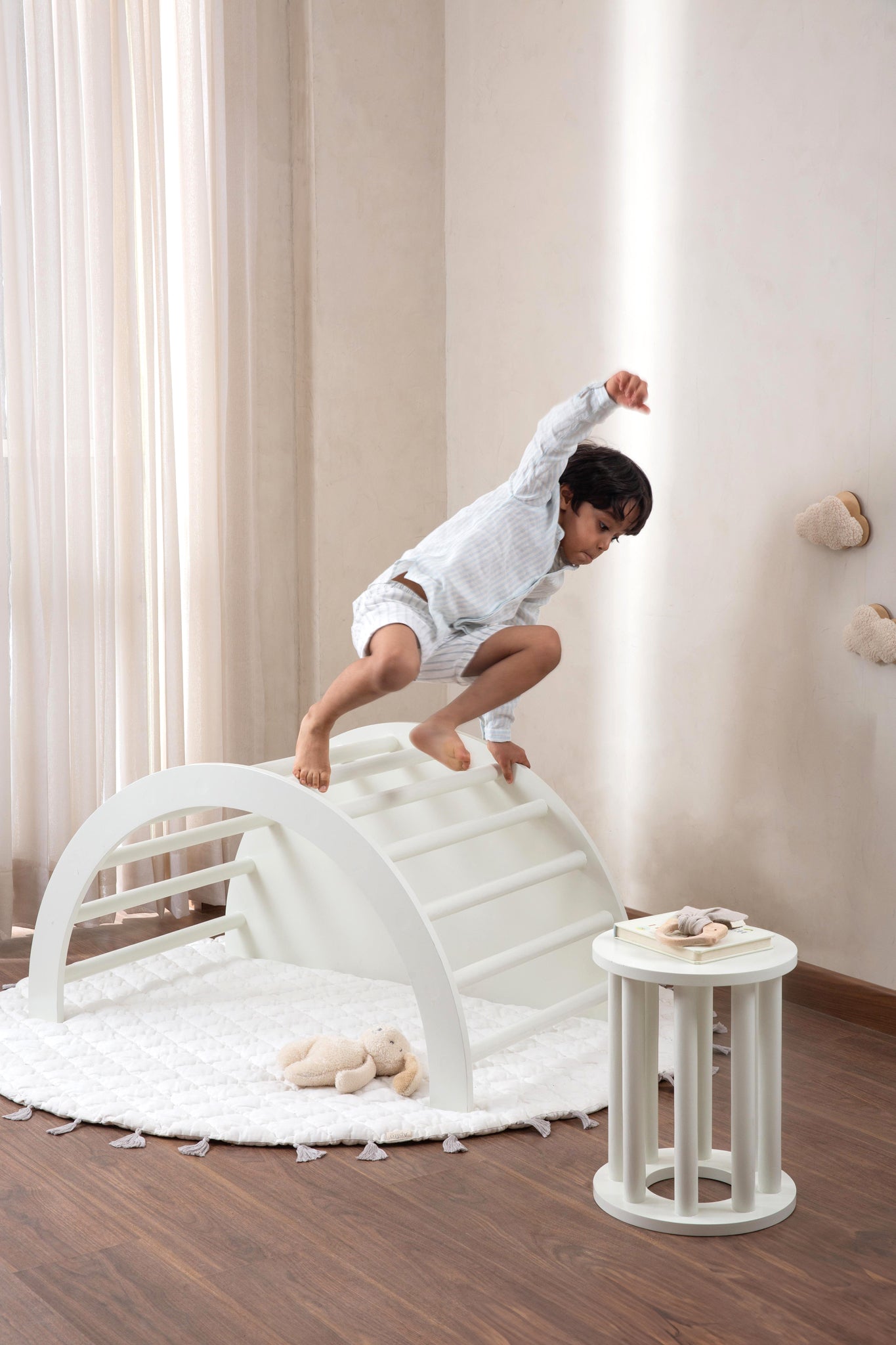 Nordic Hybrid Climber - White