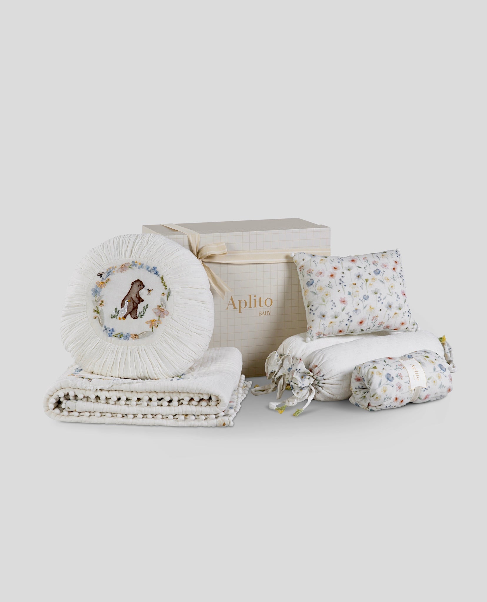 Baby Bedding Set - Bear & Bloom image 6