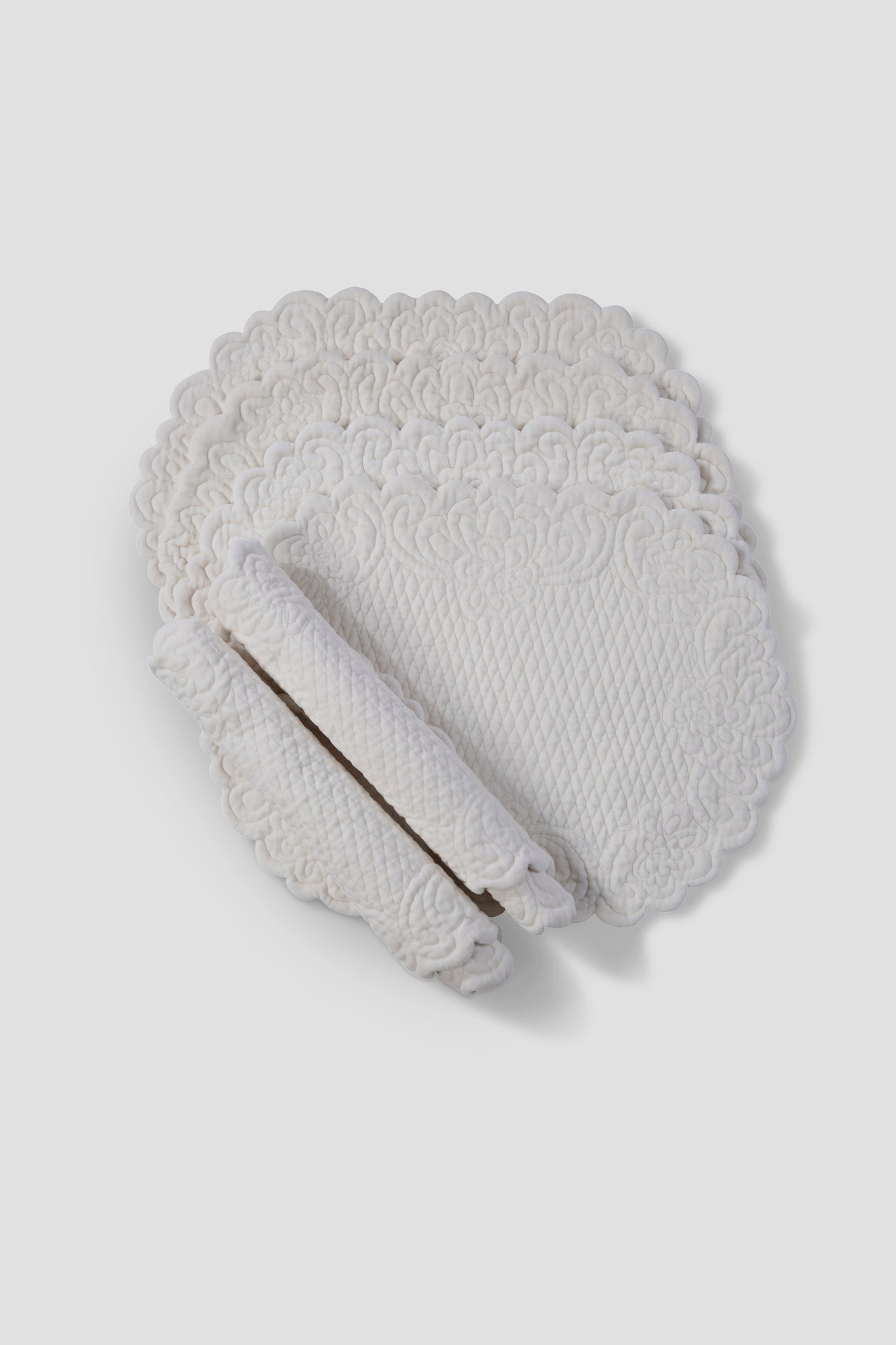 Velvet Glory In Ivory - Dining Set