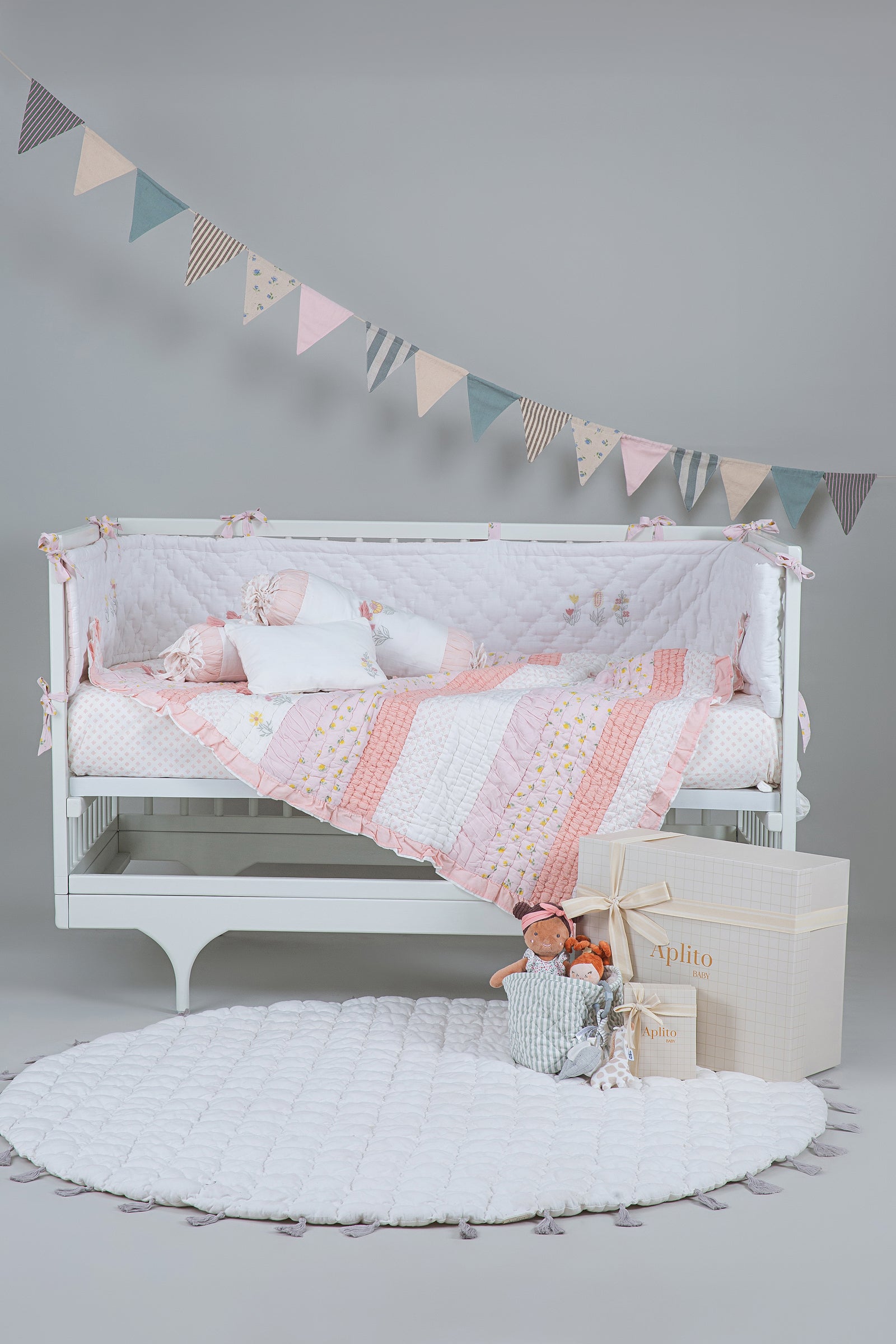 BEDDING-BELLABLUSH-1.jpg