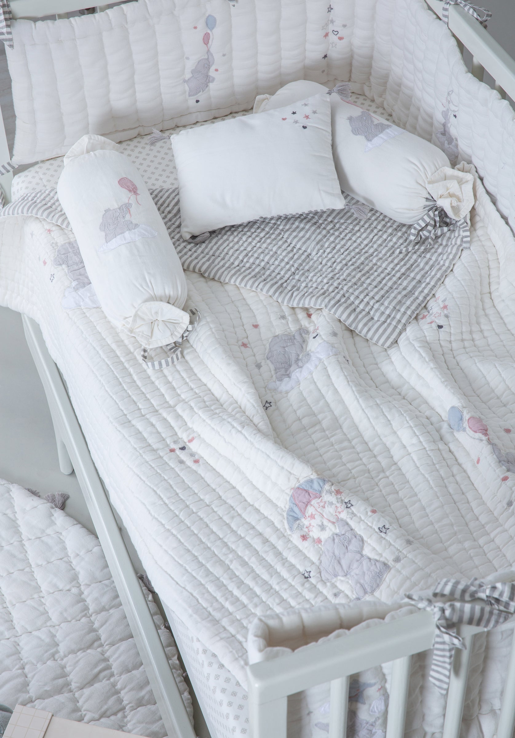 Baby Bedding Set - Little Tuskers - Grey image 2