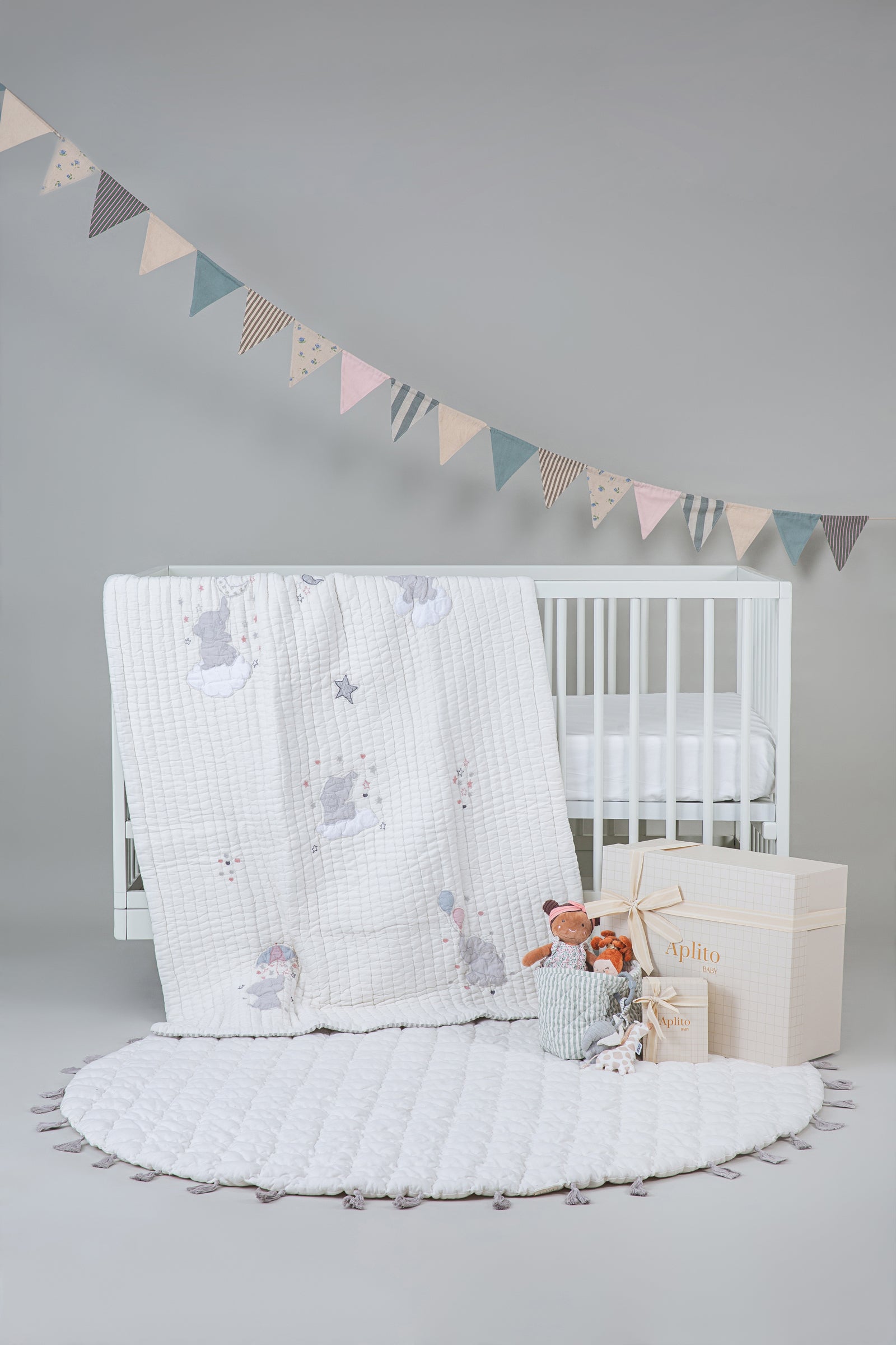 Baby Bedding Set - Little Tuskers - Grey