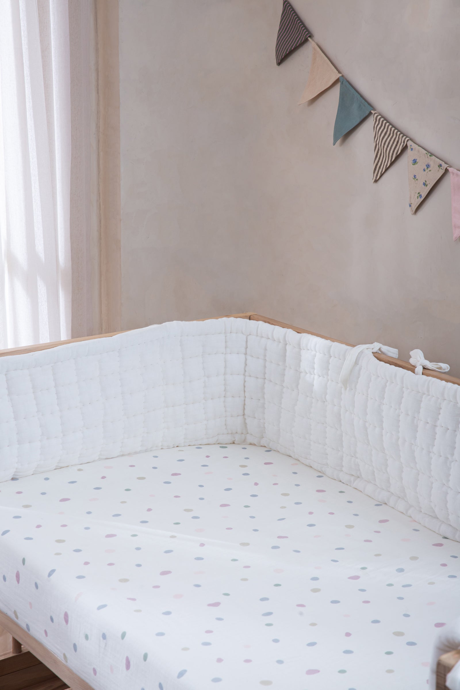 Muslin Cot Bumper - Ivory