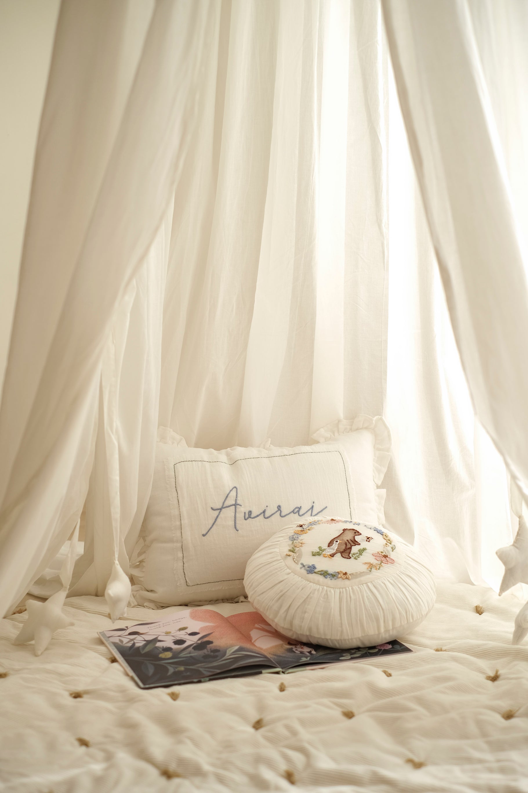 Canopy - Ivory