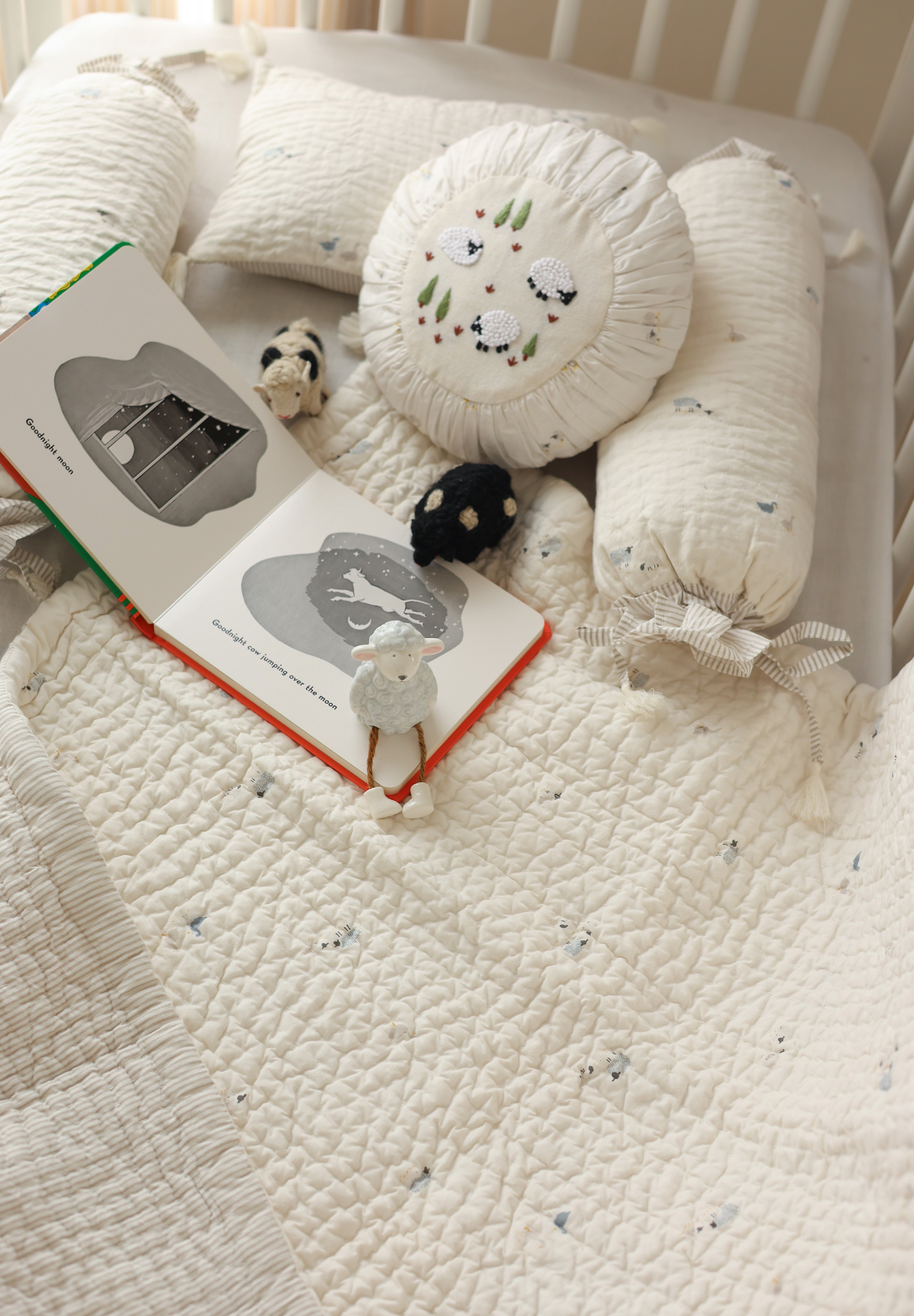 Baby Bedding Set - Baa Baa Bliss