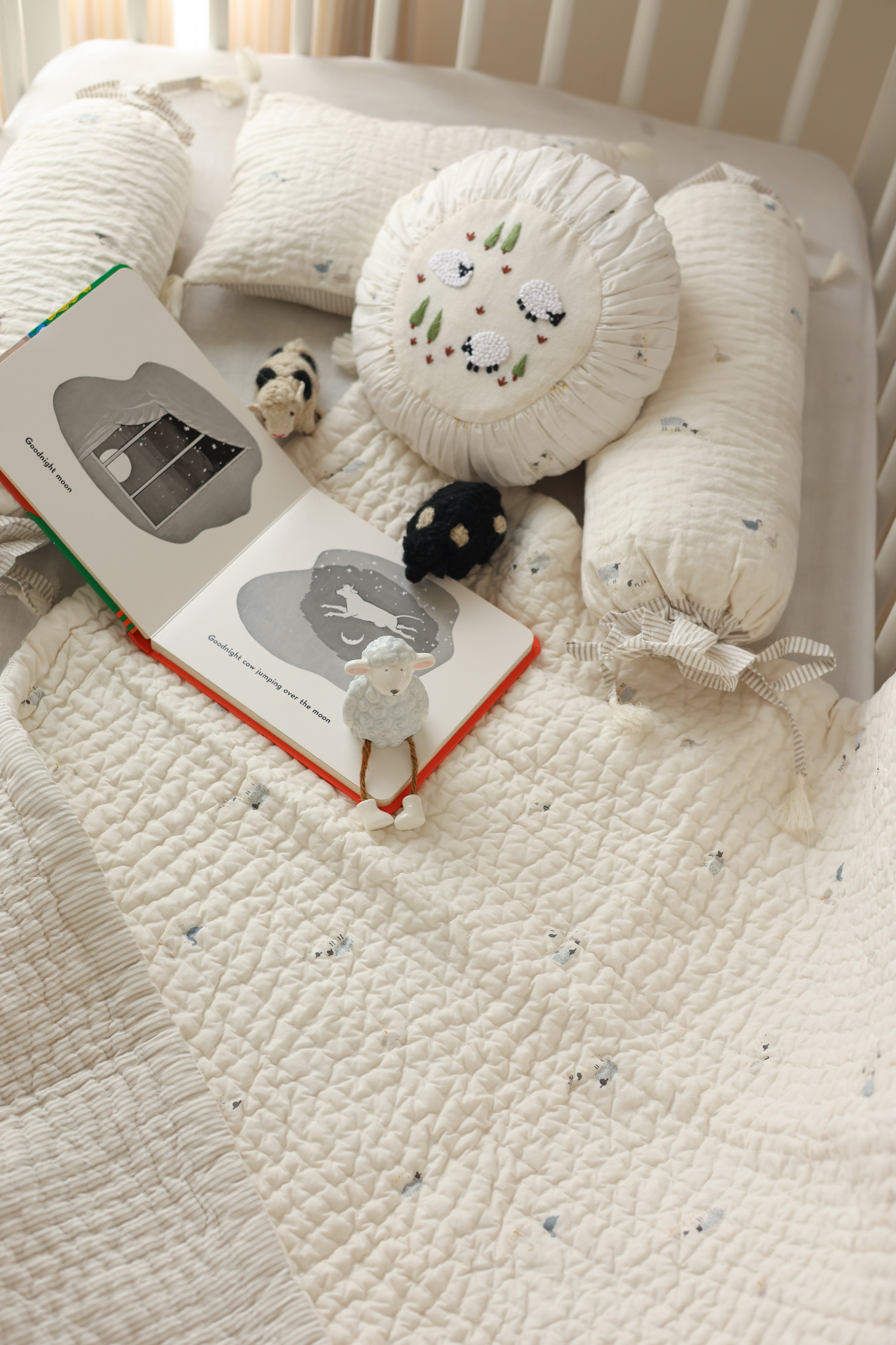 Baby Bedding Set - Baa Baa Bliss image 3
