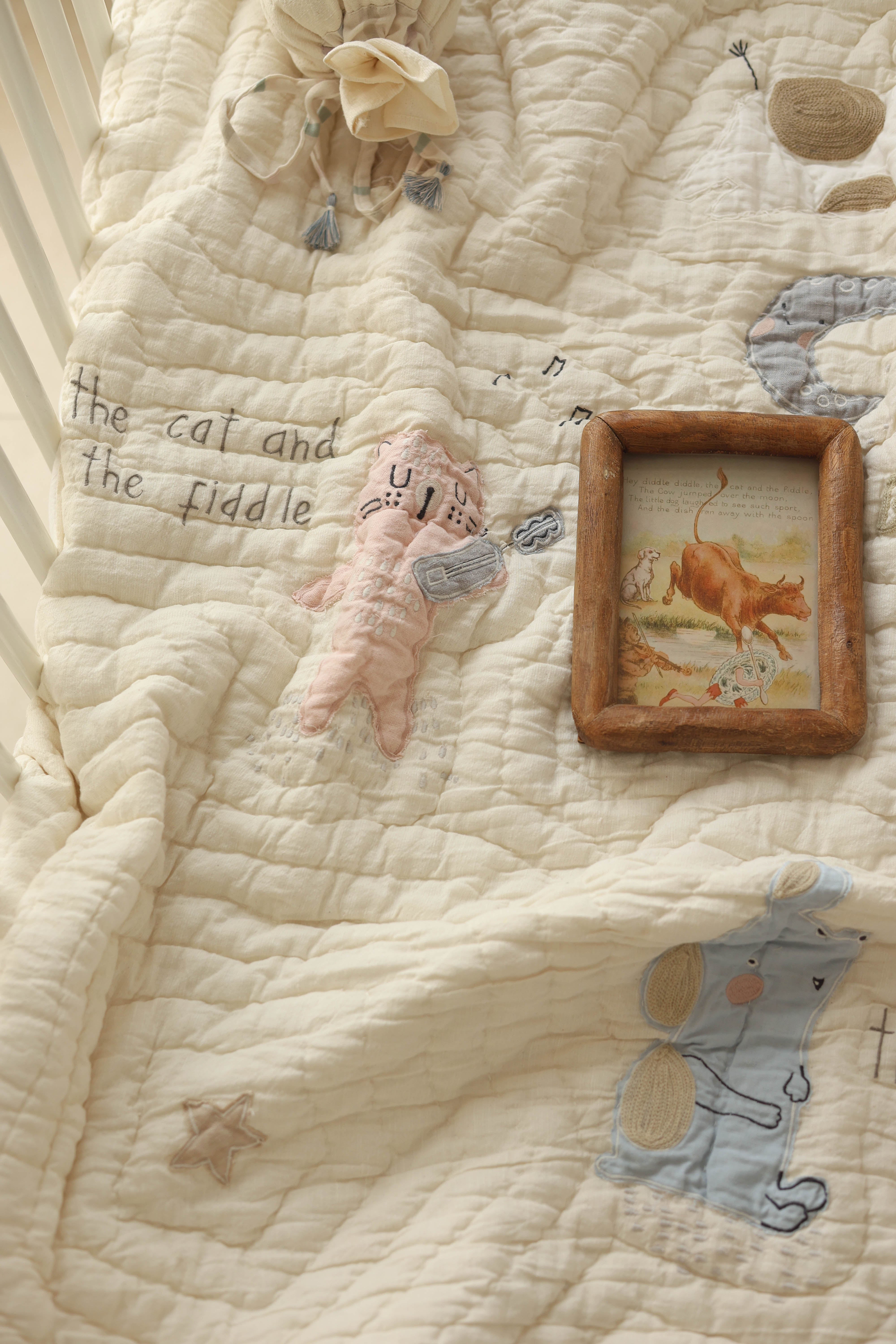 Baby Bedding Set - Hey Diddle Diddle image 3