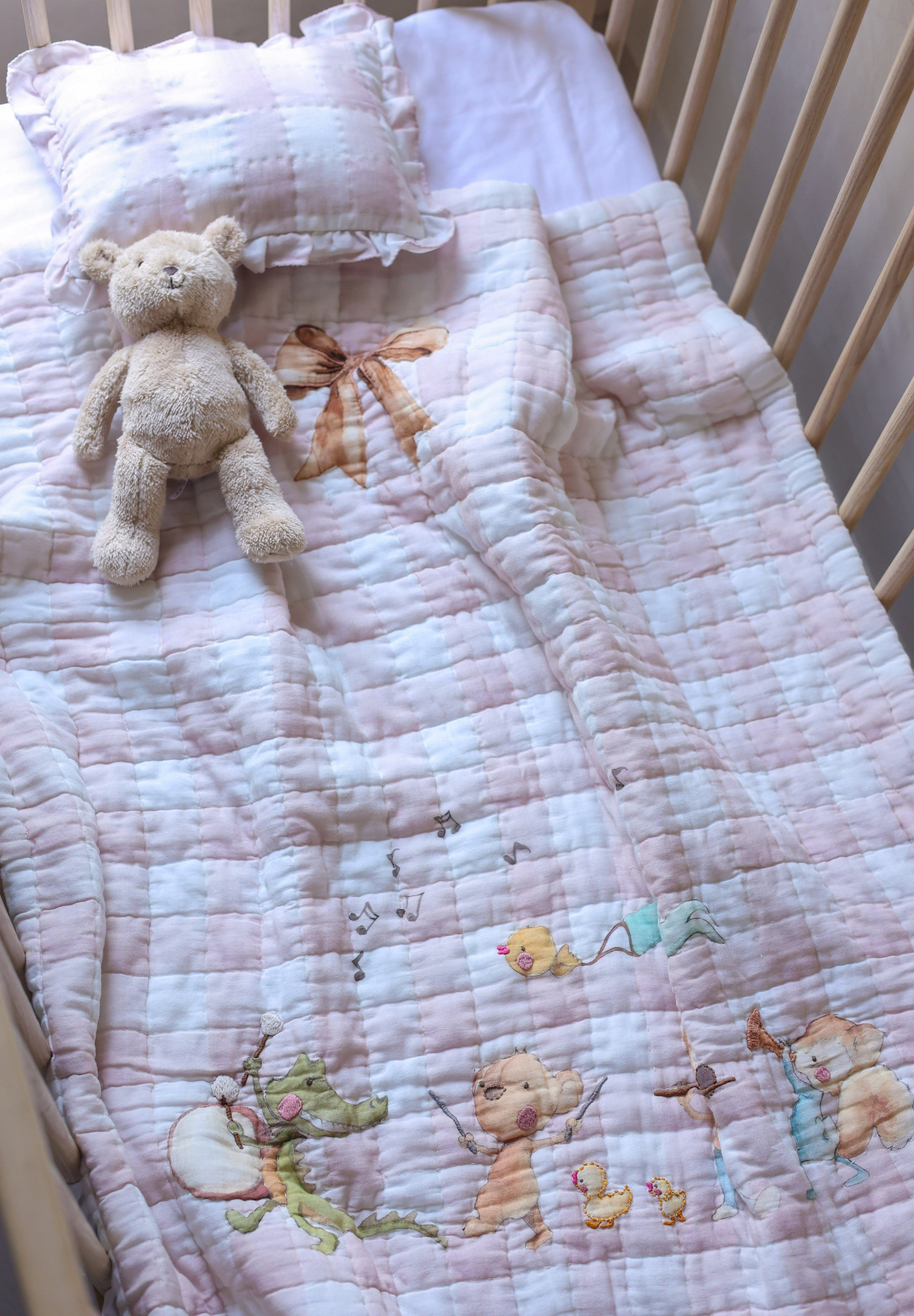 Bow & Melody In Pink