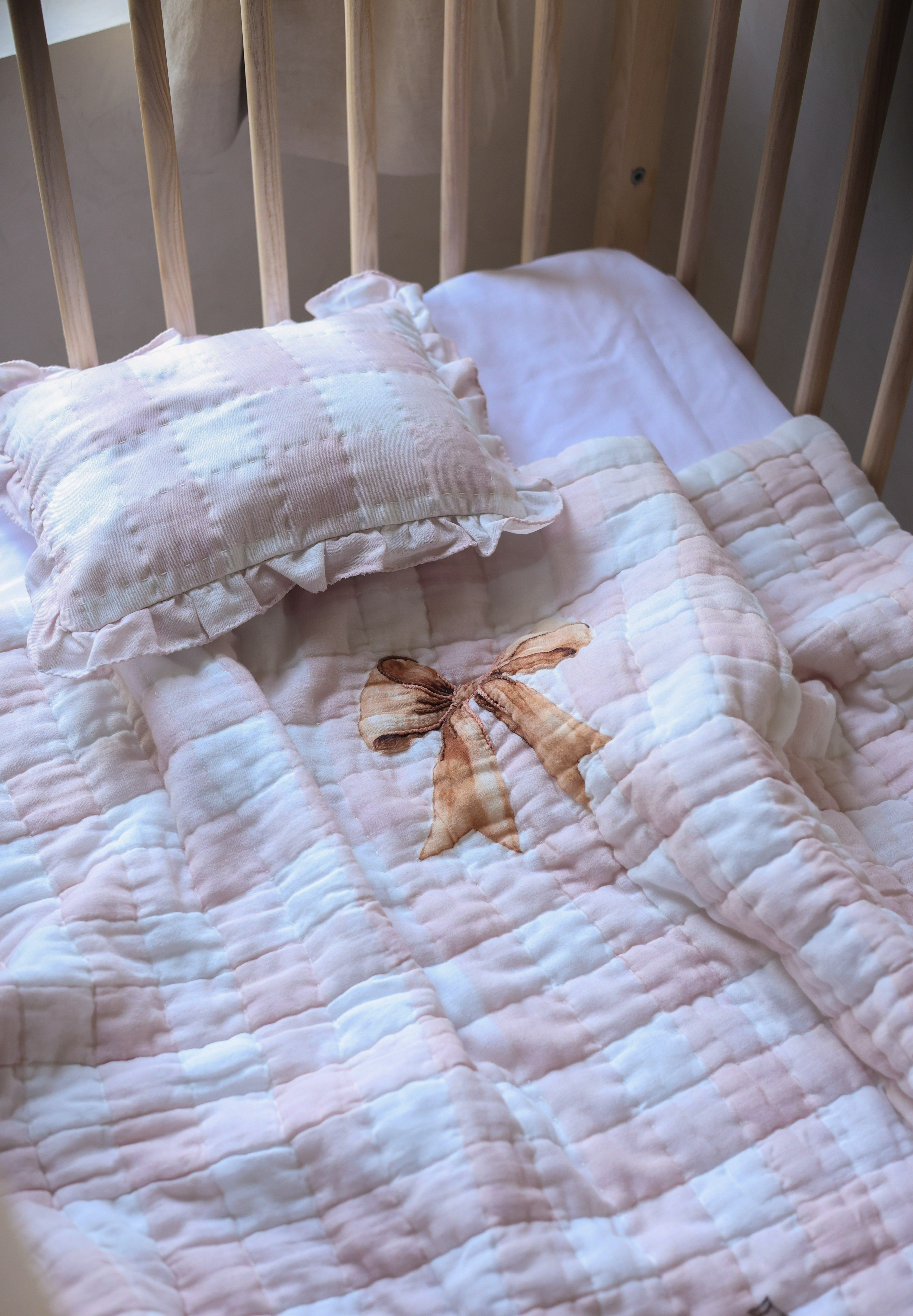 Bow & Melody In Pink