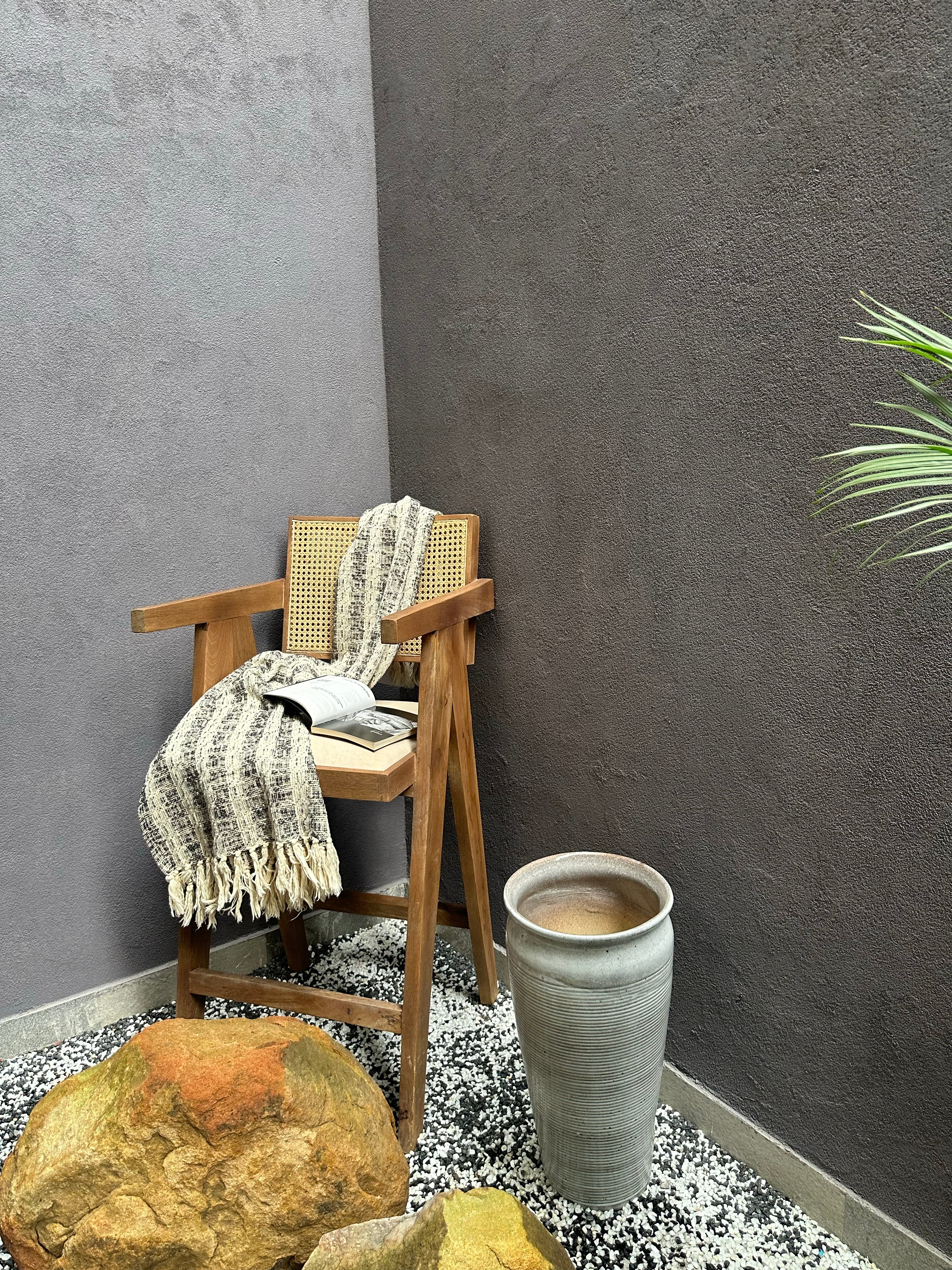 Cottage Comfort Throw - Black