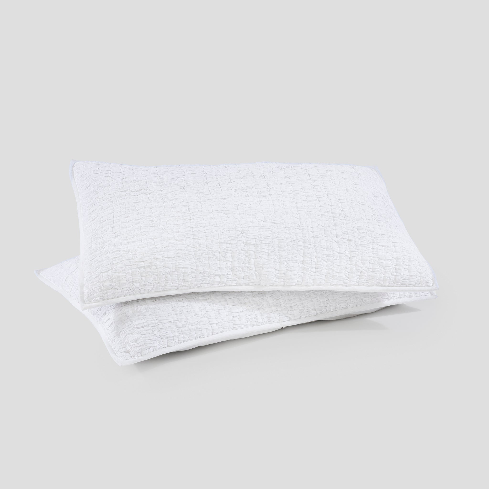 Cirrus In White